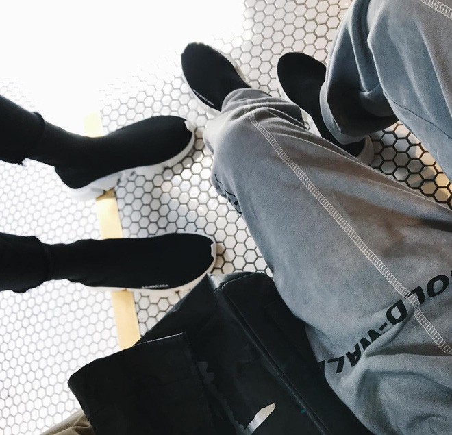 Là con gái tỷ phú, lại xinh xắn, chồng đẹp con ngoan: Sao có người viên mãn đến thế!